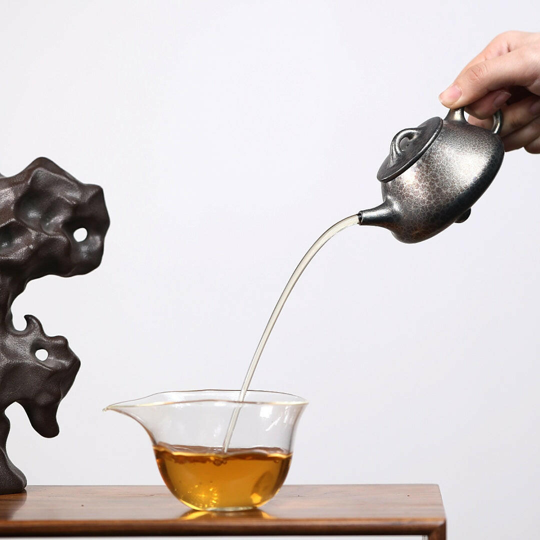 Ping Gai Shi Piao 150cc - Yixing Handmade Teapot 江苏宜兴