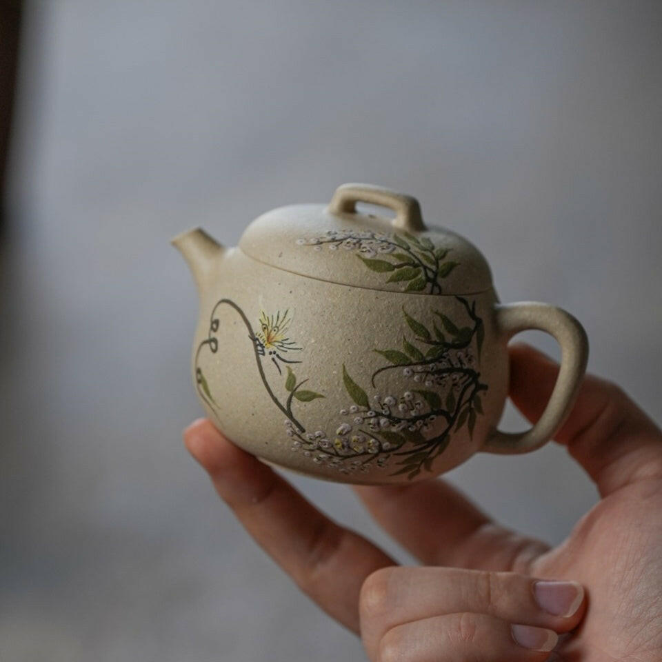 Teng Die ying 150cc - Yixing Handmade Teapot 江苏宜兴