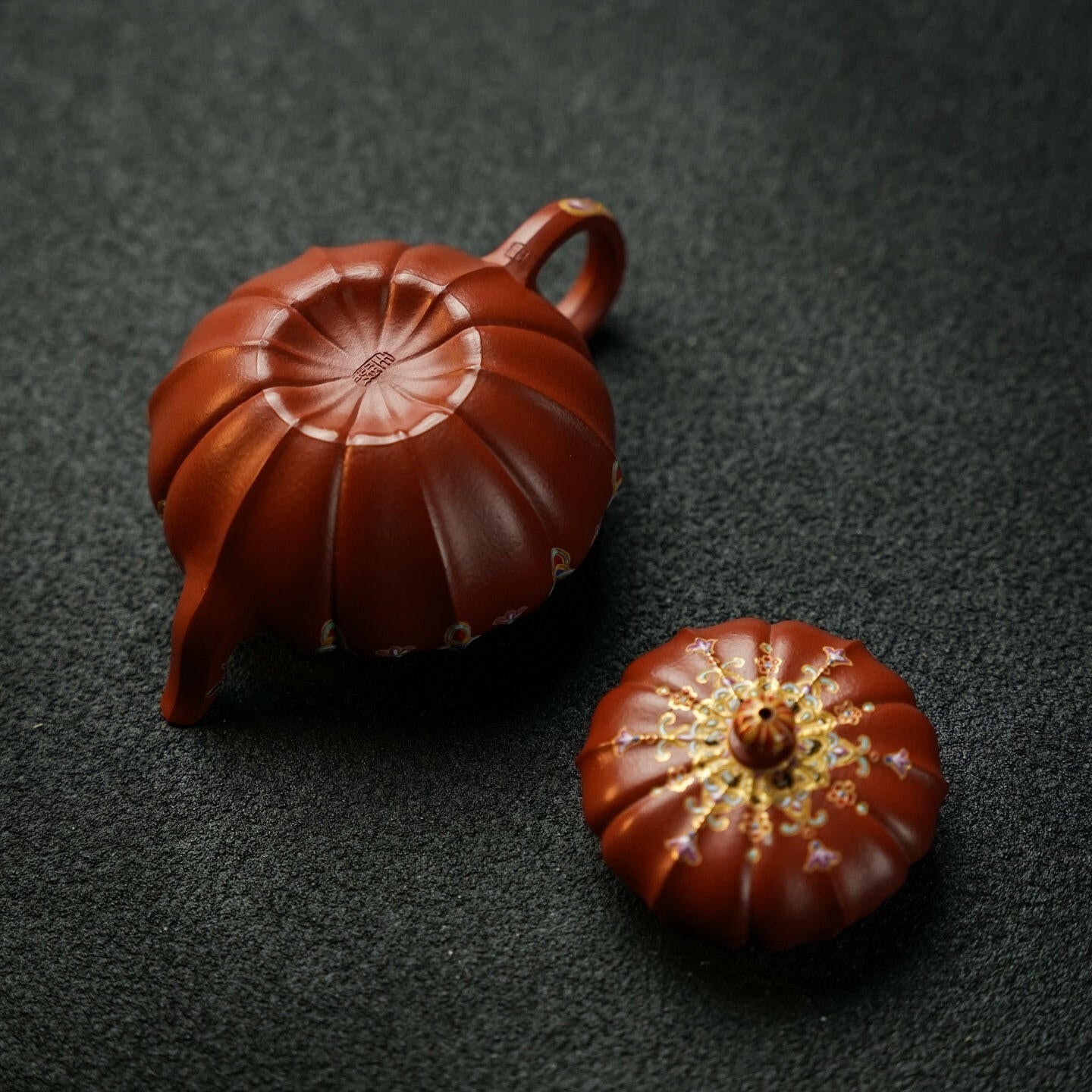 Jin Wen Ju De 150cc - Yixing Handmade Teapot 江苏宜兴