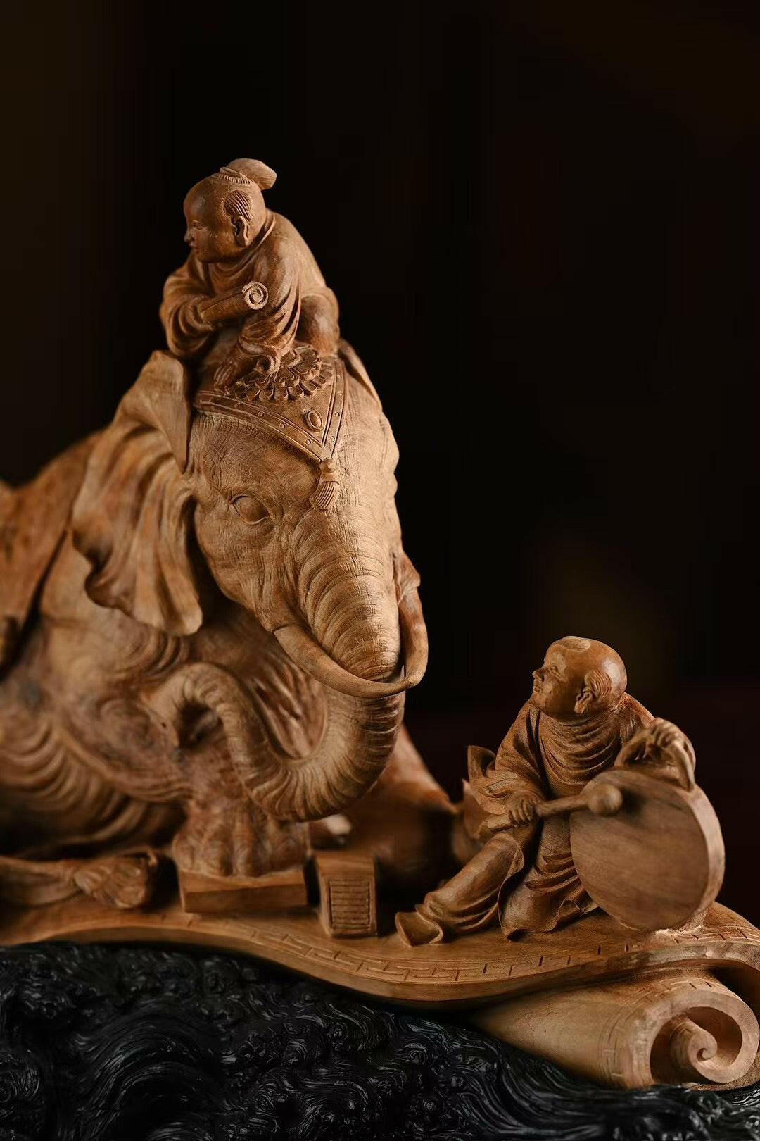 Tong Zi Xi Xiang Tu - Wood Sculpture zycschina