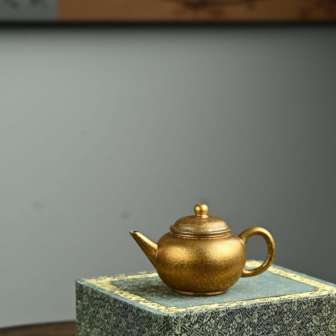 Shui Ping 210cc - Wood Sculpture 江苏宜兴