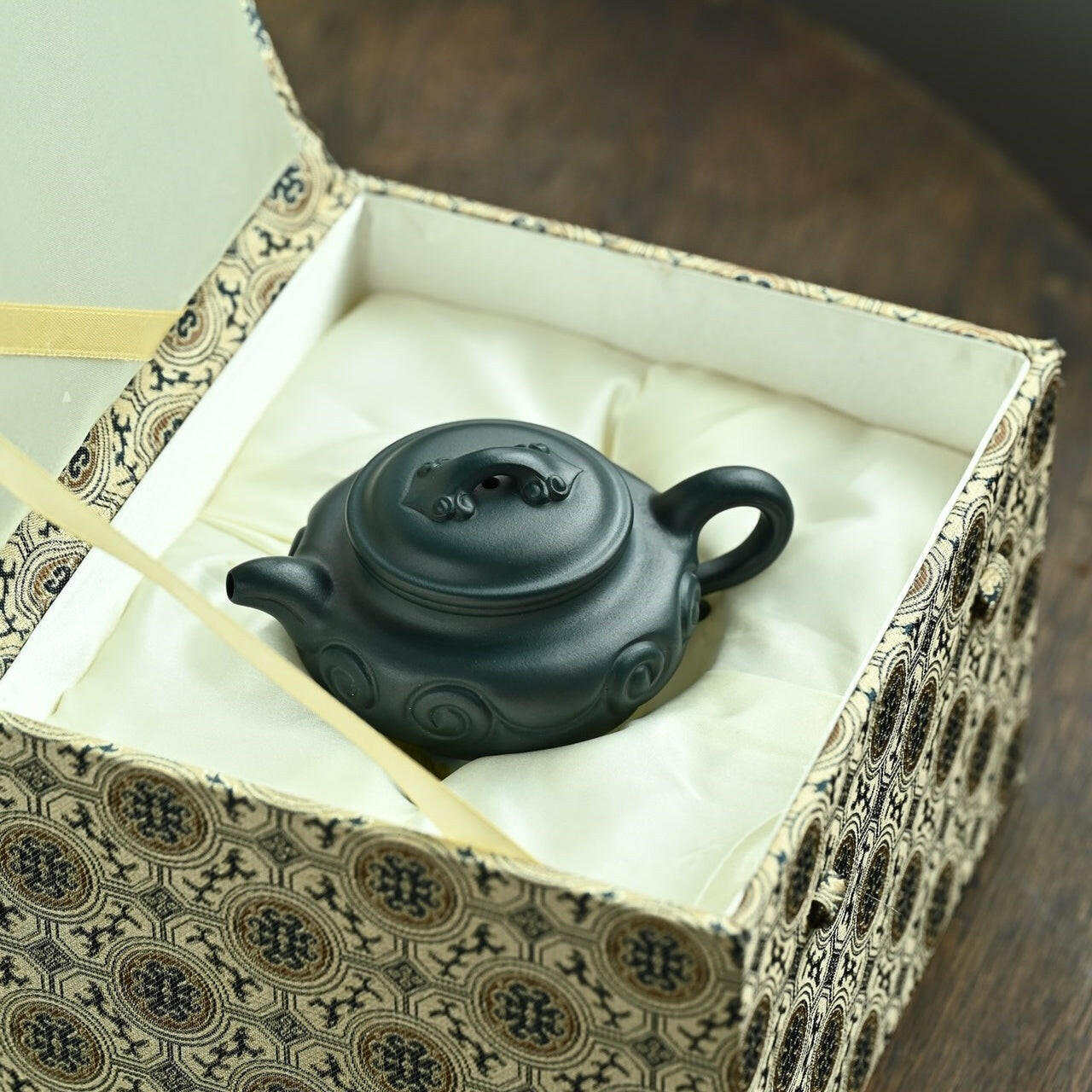 Fang Gu Ru Yi 160cc - Wood Sculpture 江苏宜兴