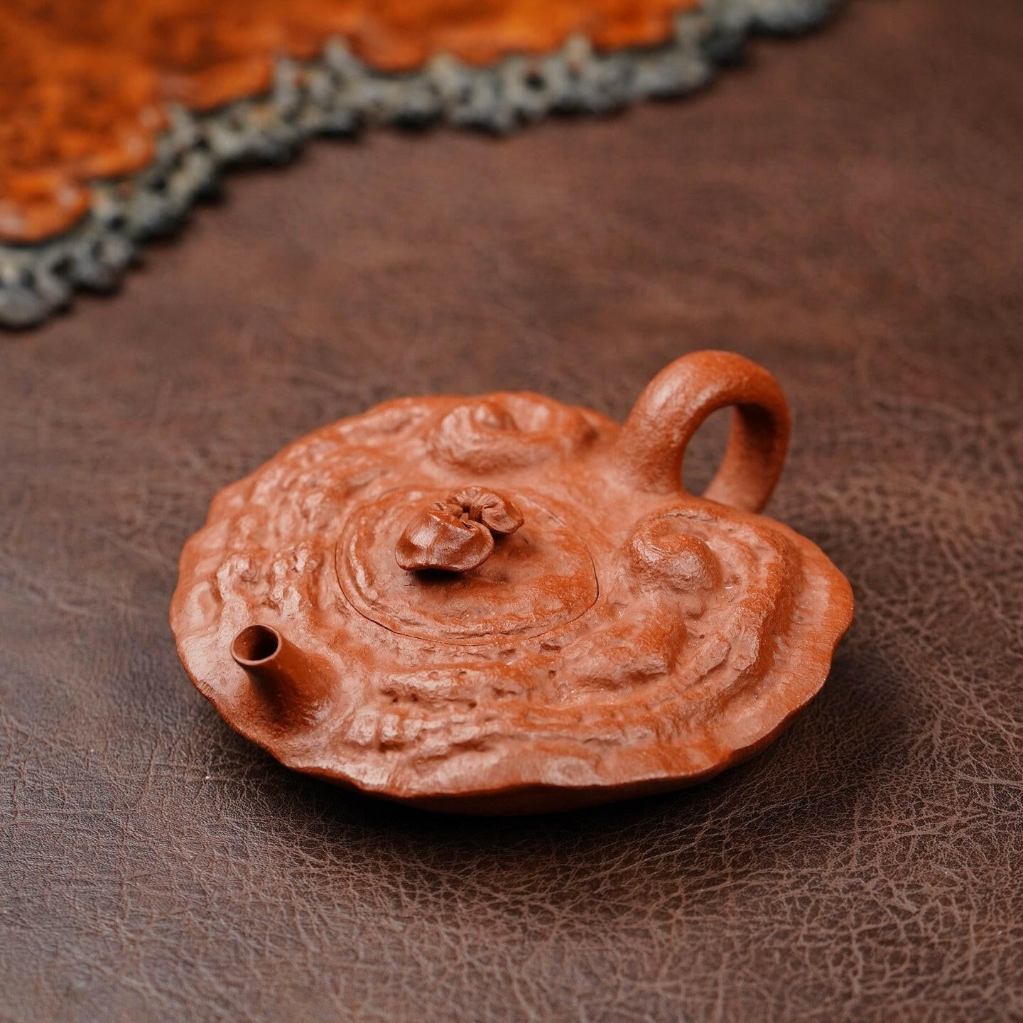 Ling Zhi Hu 150cc - Yixing Handmade Teapot 江苏宜兴
