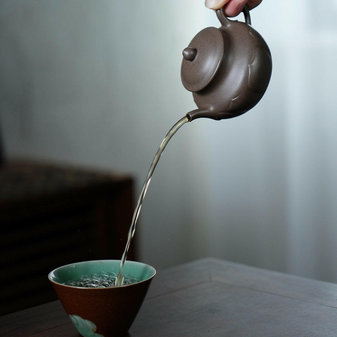Rui Xiang 175cc - Yixing Handmade Teapot 江苏宜兴