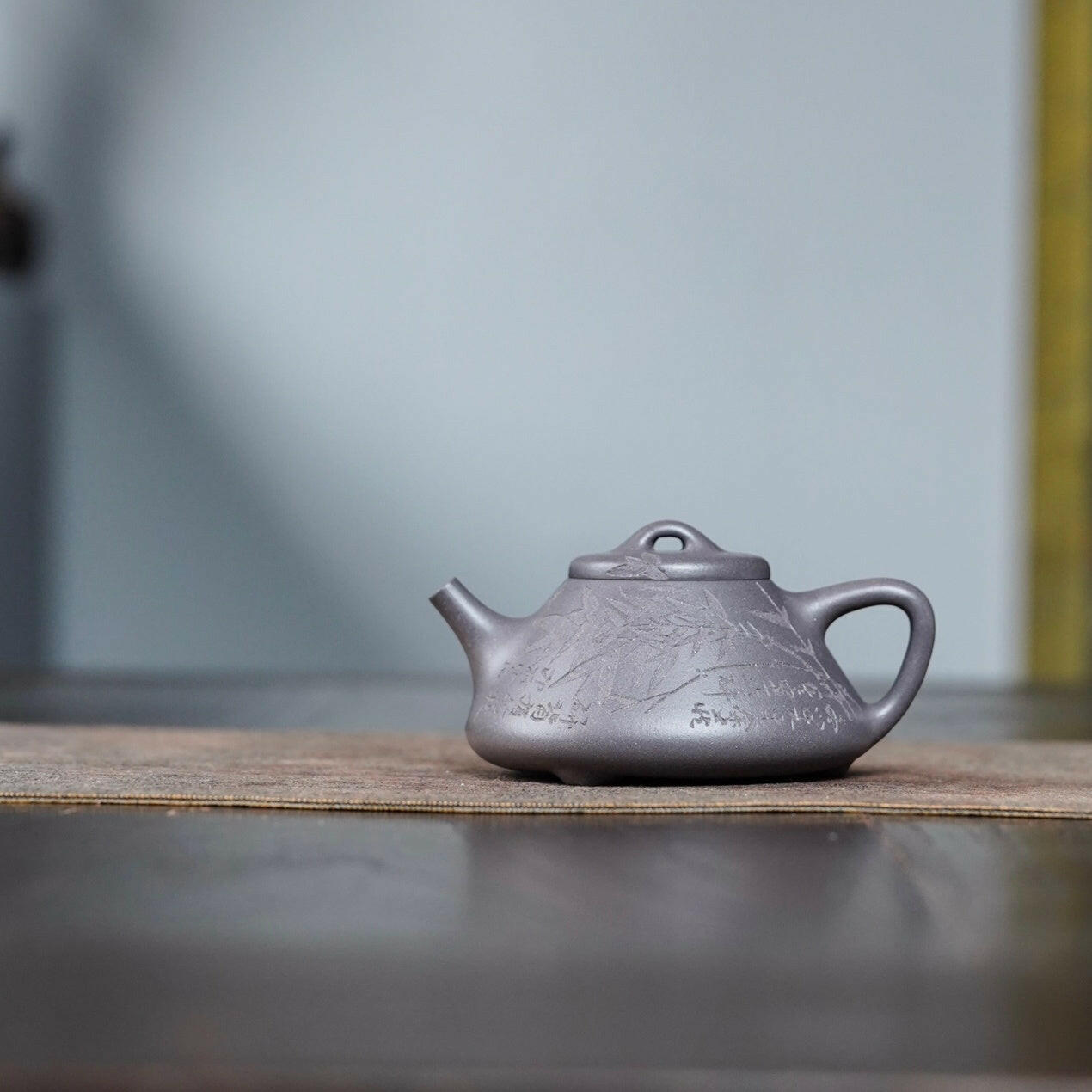 Zi Ye Shi Piao 130cc - Yixing Handmade Teapot 江苏宜兴