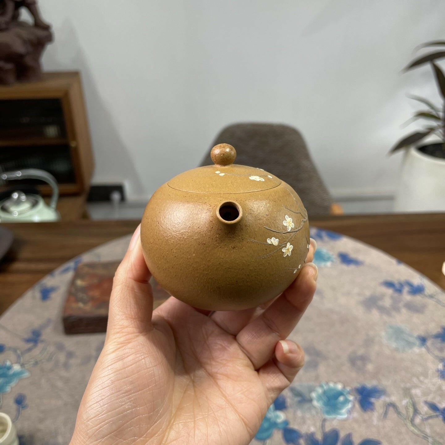 Mei Ren Xi Shi 150cc - Yixing Handmade Teapot 江苏宜兴