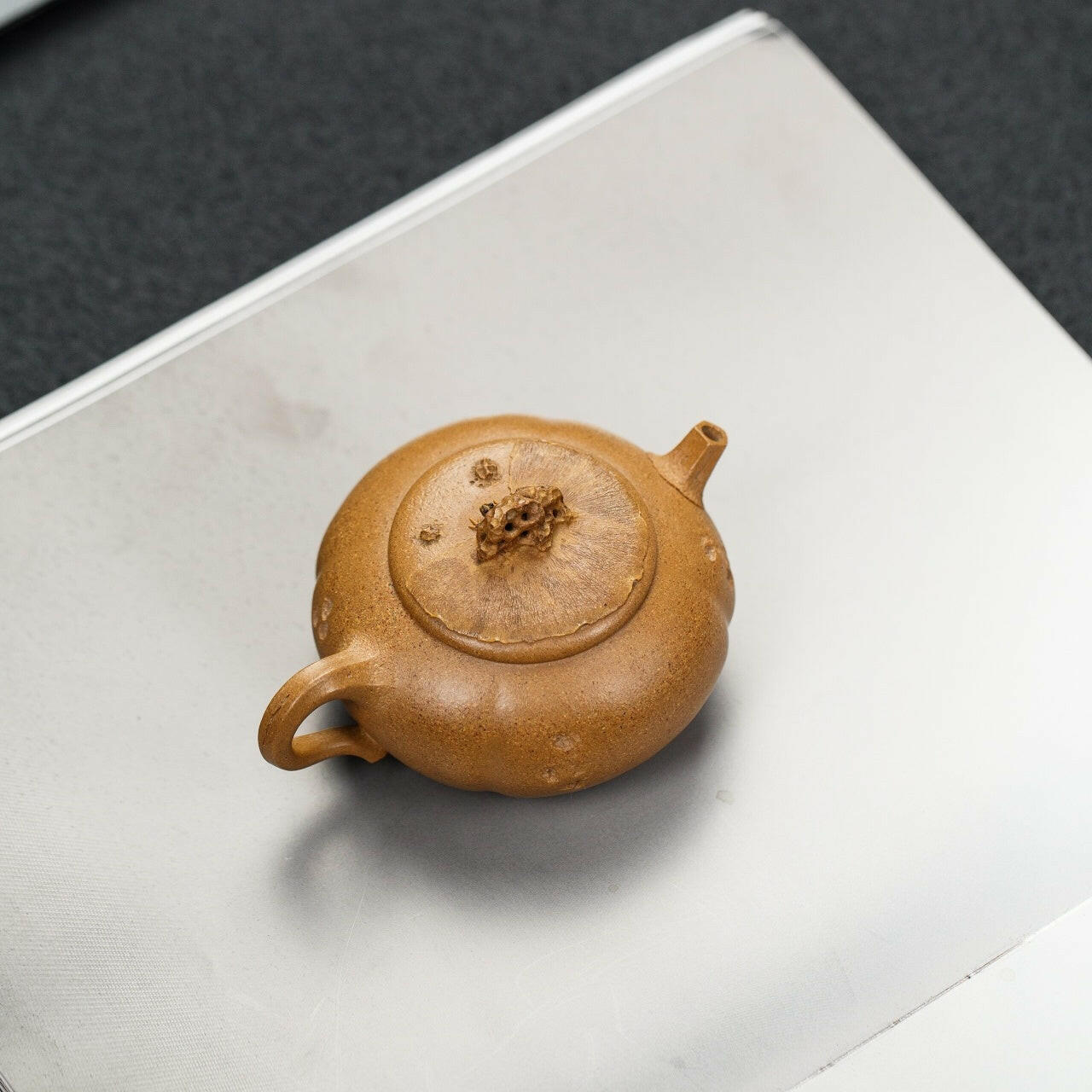 Ting Quan 200cc - Yixing Handmade Teapot 江苏宜兴