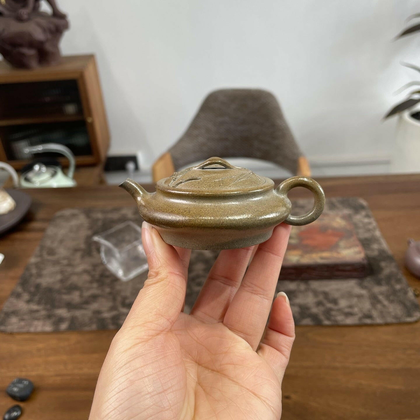 Guan Zhu 50cc - Yixing Handmade Teapot 江苏宜兴