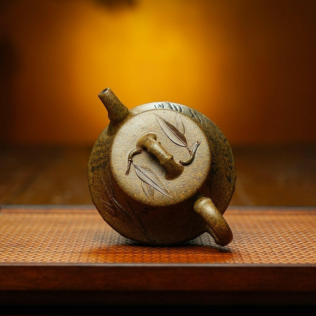 Qu Zhu 140cc - Yixing Handmade Teapot 江苏宜兴