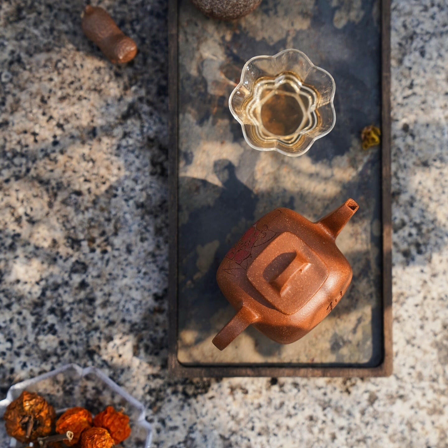 Yi Li He Feng 130cc - Yixing Handmade Teapot 江苏宜兴