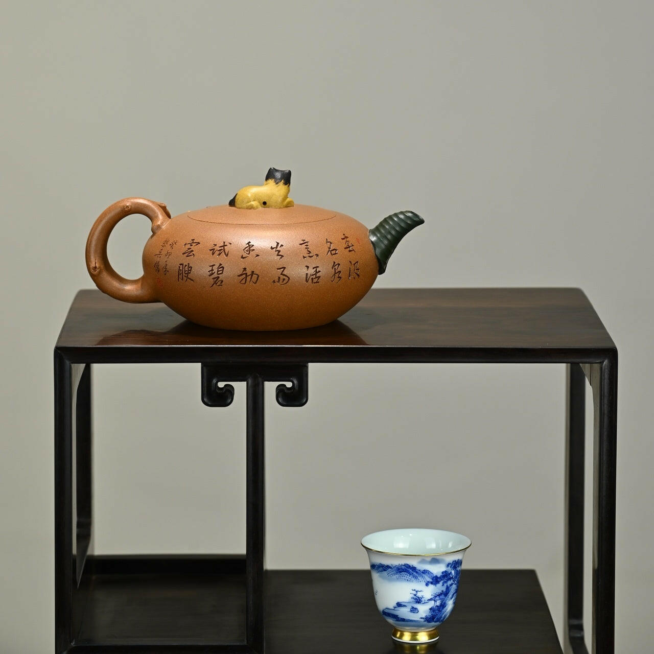 Mu Zi Qing Shen - Yixing Handmade Teapot 江苏宜兴