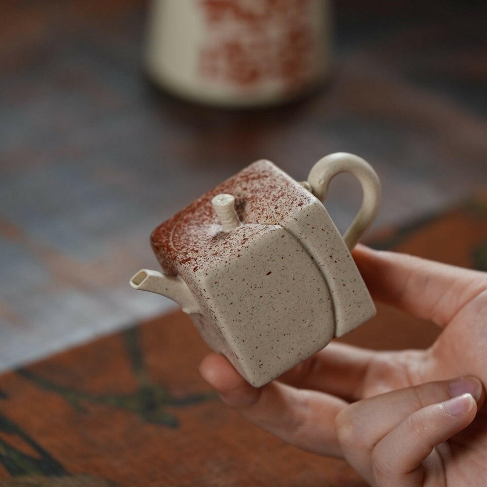 Si Fang Xian Tao 85cc - Yixing Handmade Teapot 江苏宜兴
