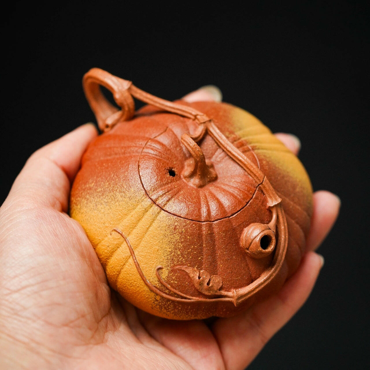 Nan Gua 120cc - Yixing Handmade Teapot 江苏宜兴