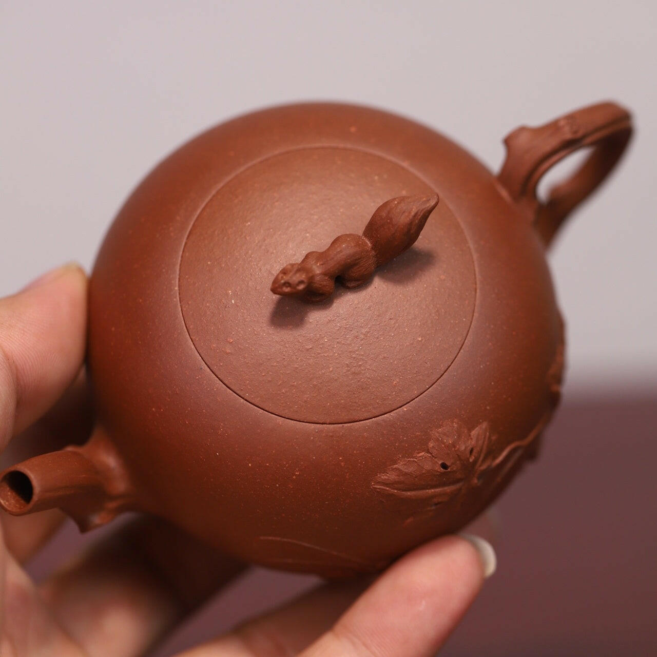 Song Shu Pu Tao 165cc - Yixing Handmade Teapot 江苏宜兴