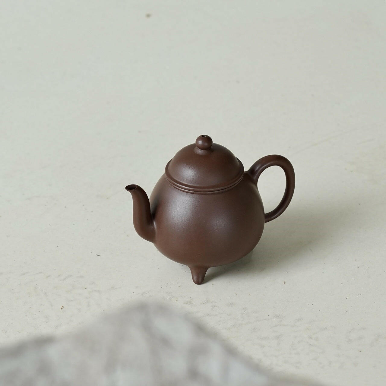 Zhu Hua Ding Zu 180cc - Yixing Handmade Teapot 江苏宜兴