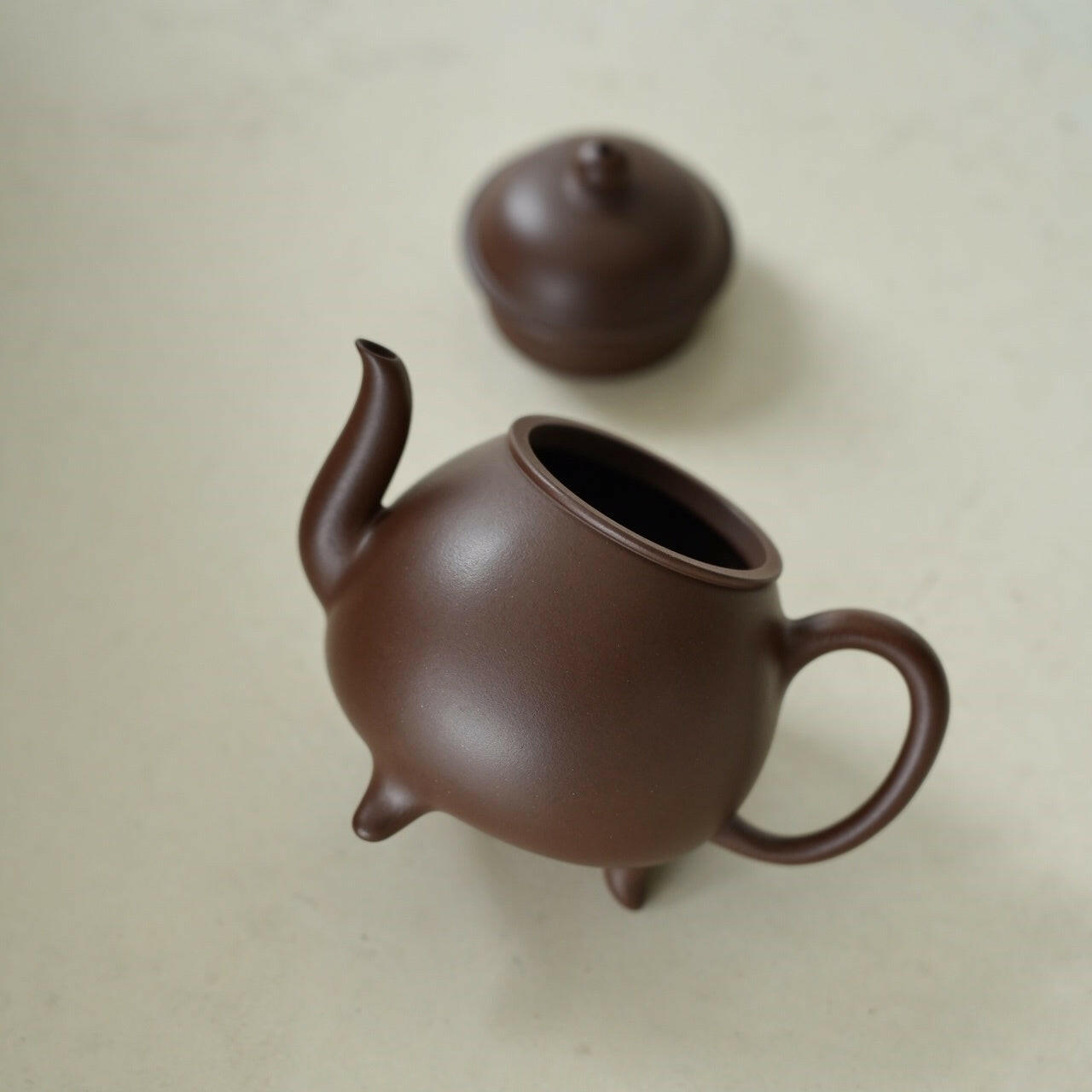 Zhu Hua Ding Zu 180cc - Yixing Handmade Teapot 江苏宜兴