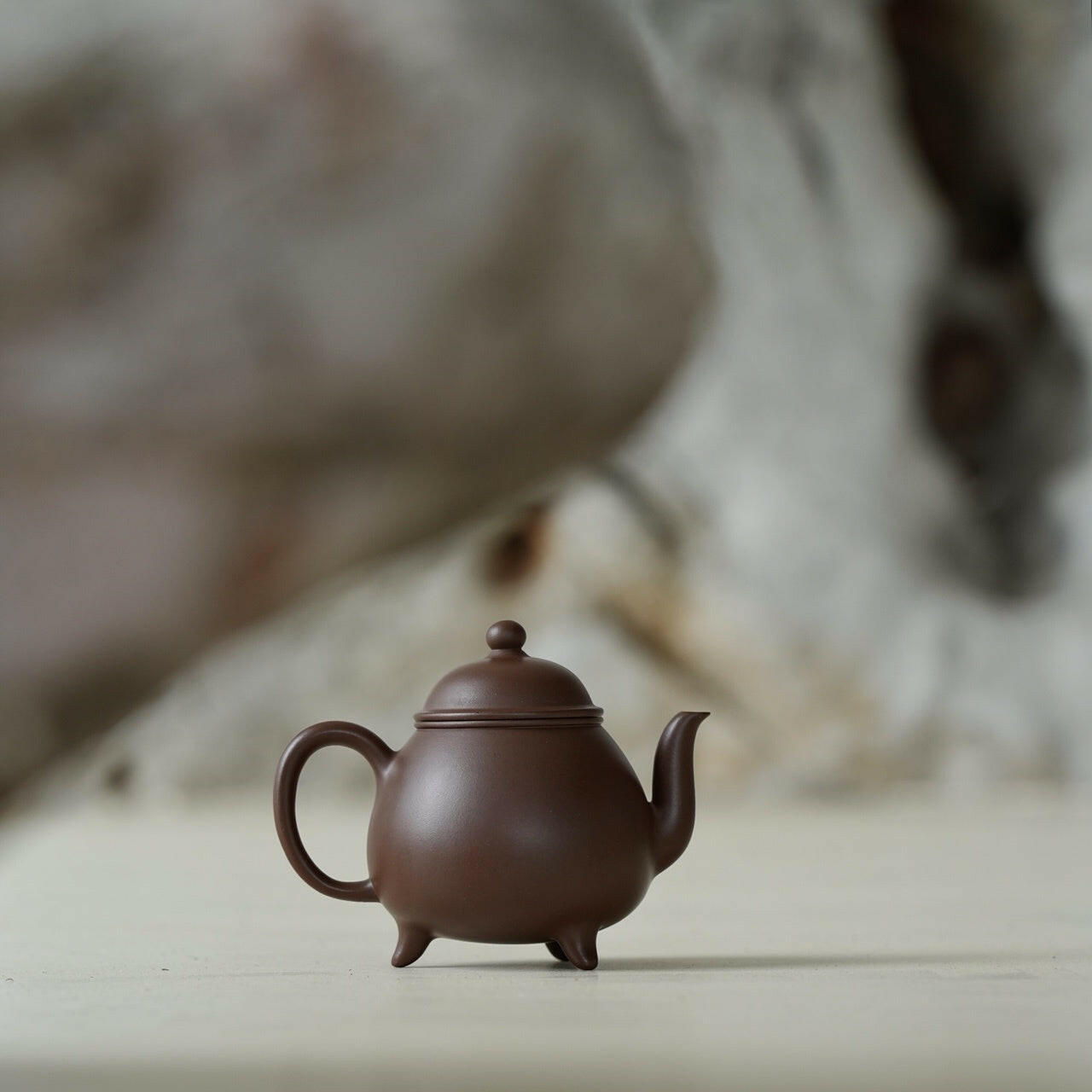 Zhu Hua Ding Zu 180cc - Yixing Handmade Teapot 江苏宜兴
