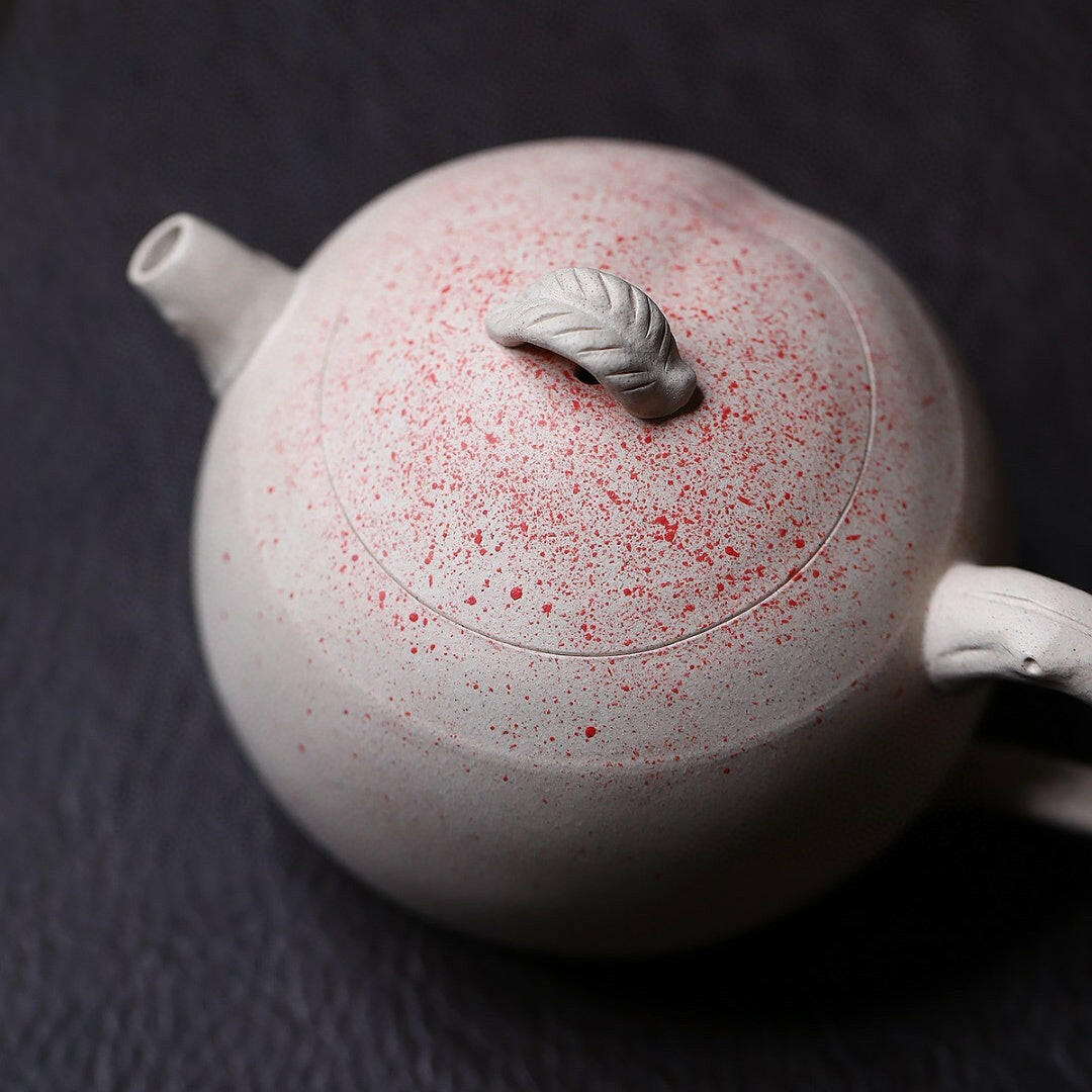 Shou Tao 170cc - Yixing Handmade Teapot 江苏宜兴
