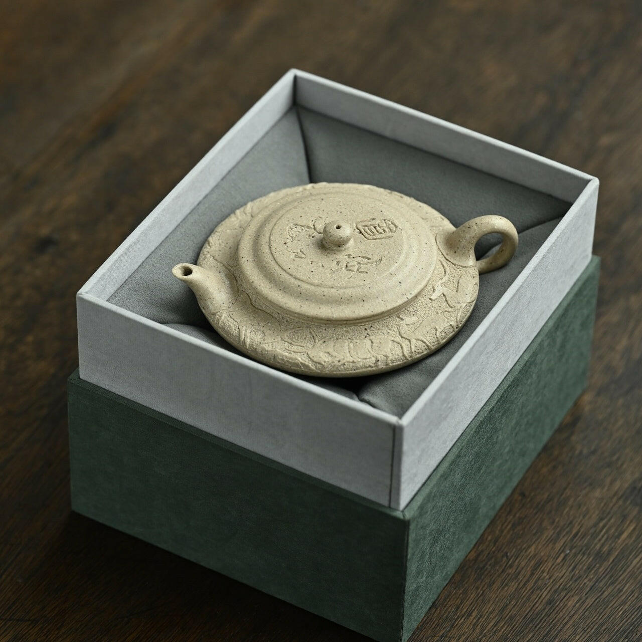 Xu Bian 100cc - Yixing Handmade Teapot 江苏宜兴
