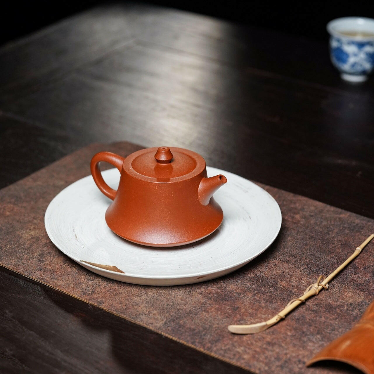 Zhu Chu 180cc - Yixing Handmade Teapot 江苏宜兴