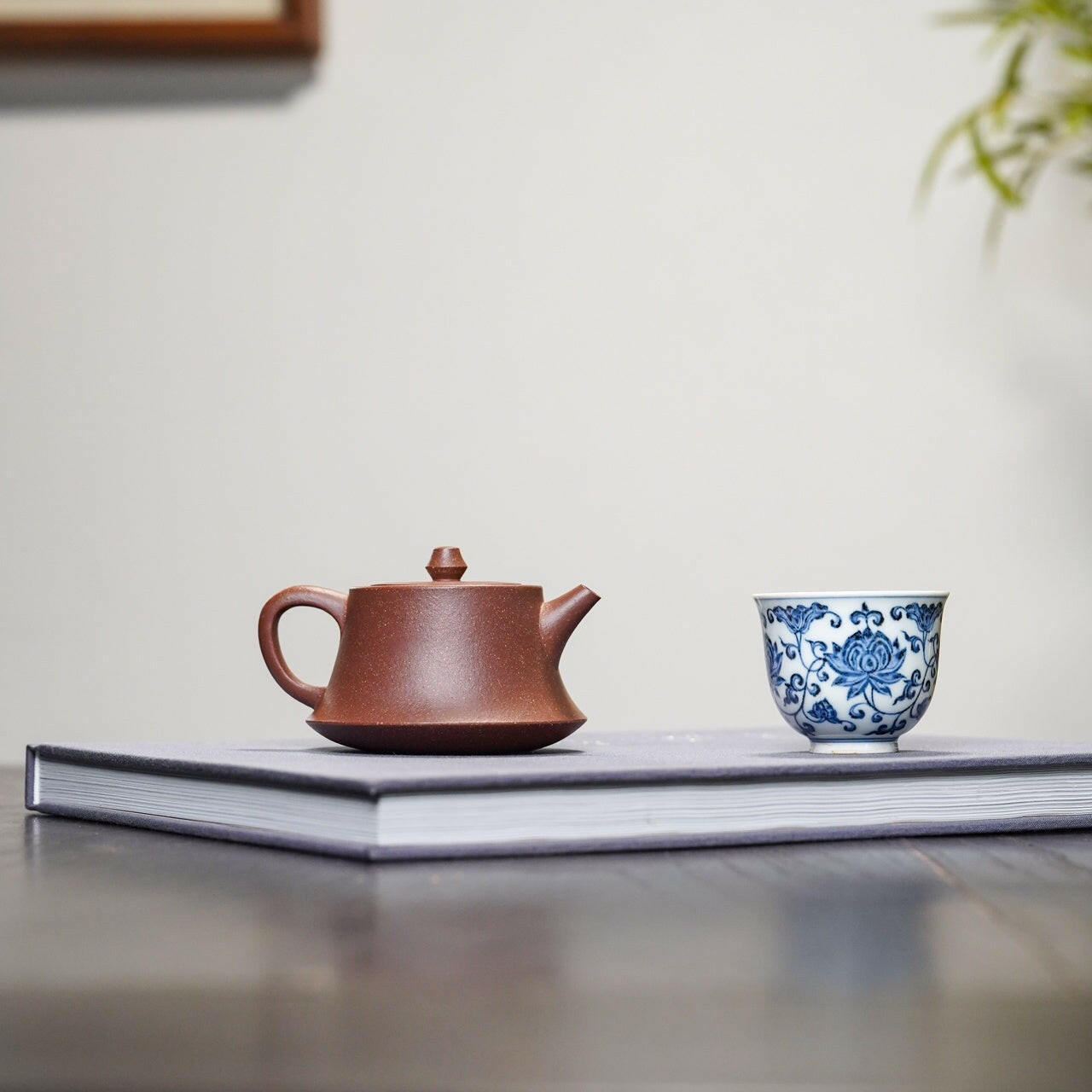 Zhu Chu 180cc - Yixing Handmade Teapot 江苏宜兴
