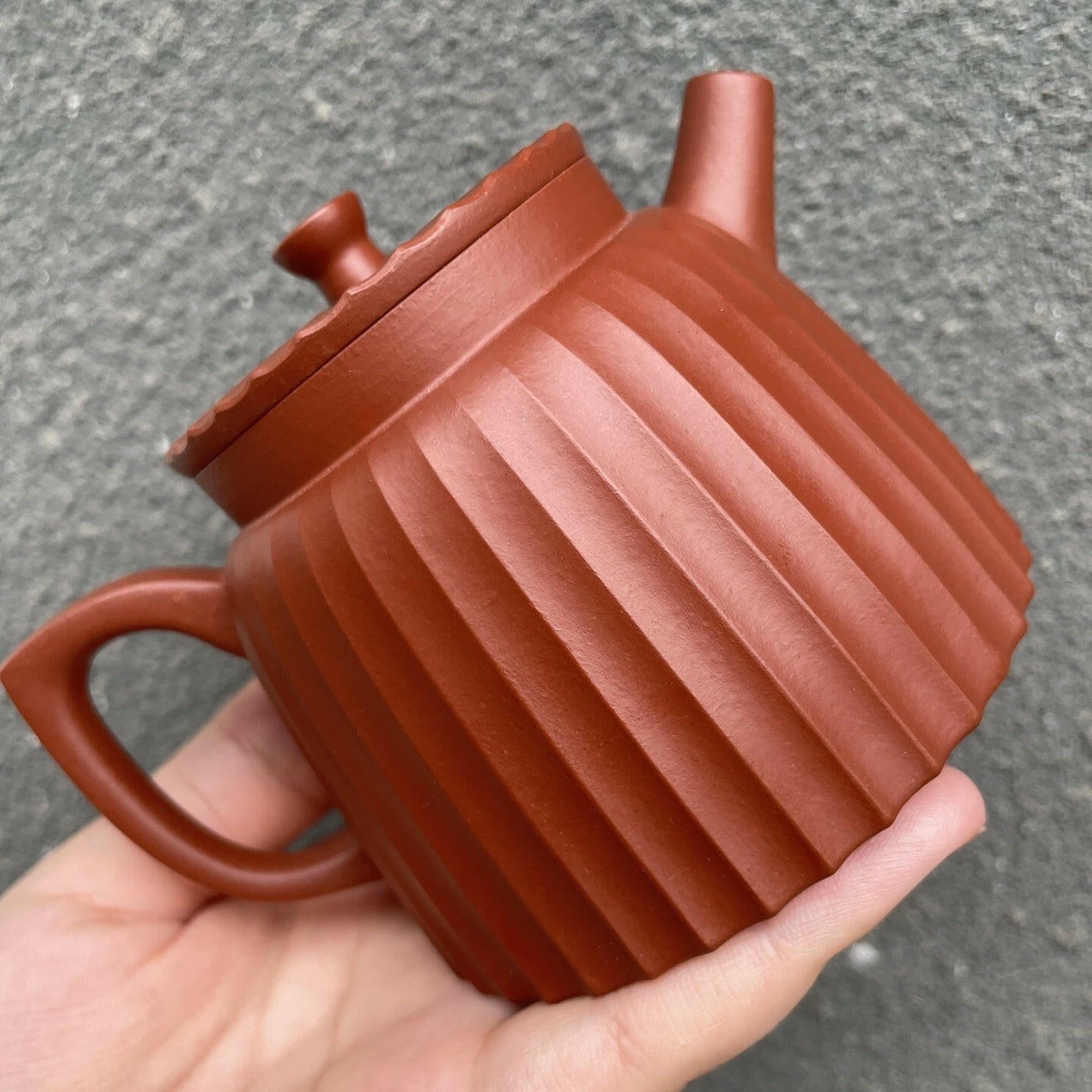 Ping Gai Jing Lan 180cc - Yixing Handmade Teapot 江苏宜兴