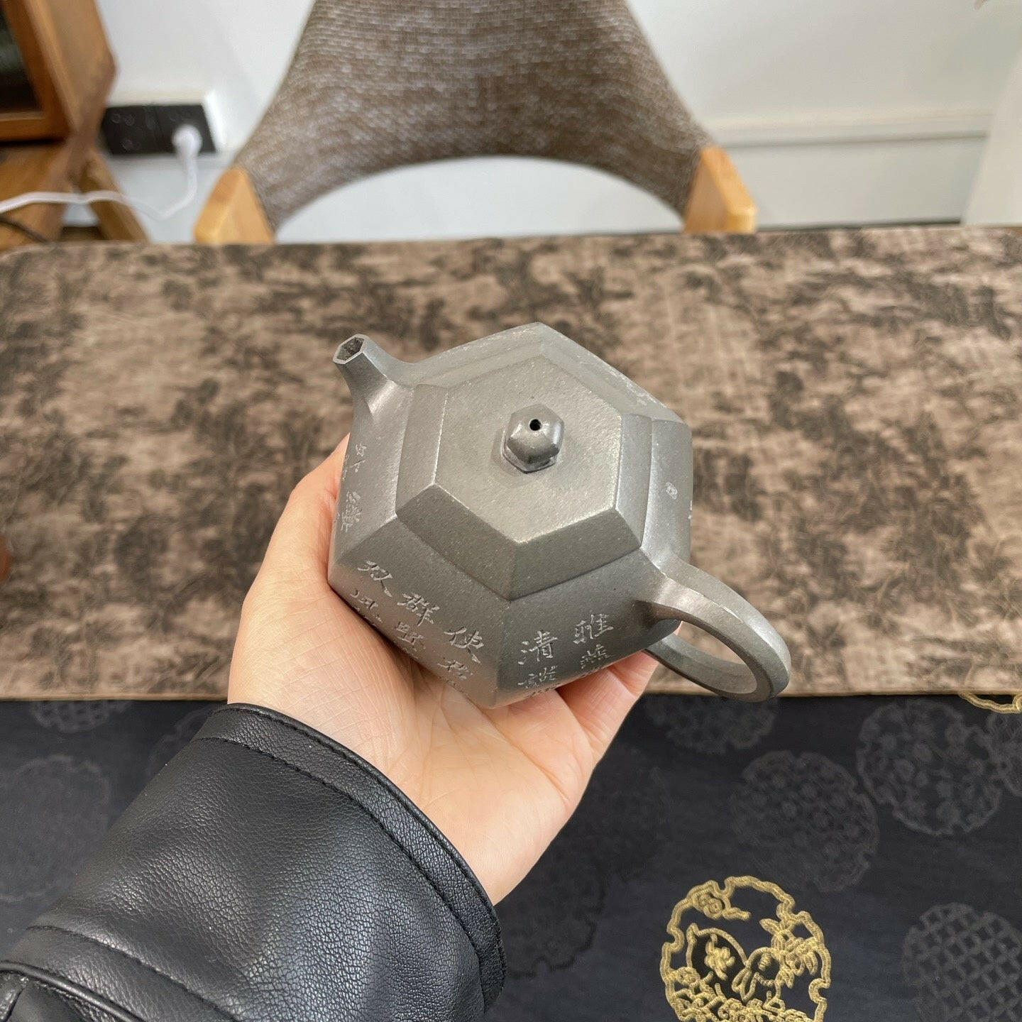 Liu Fang Xi Shi 200cc - Yixing Handmade Teapot 江苏宜兴