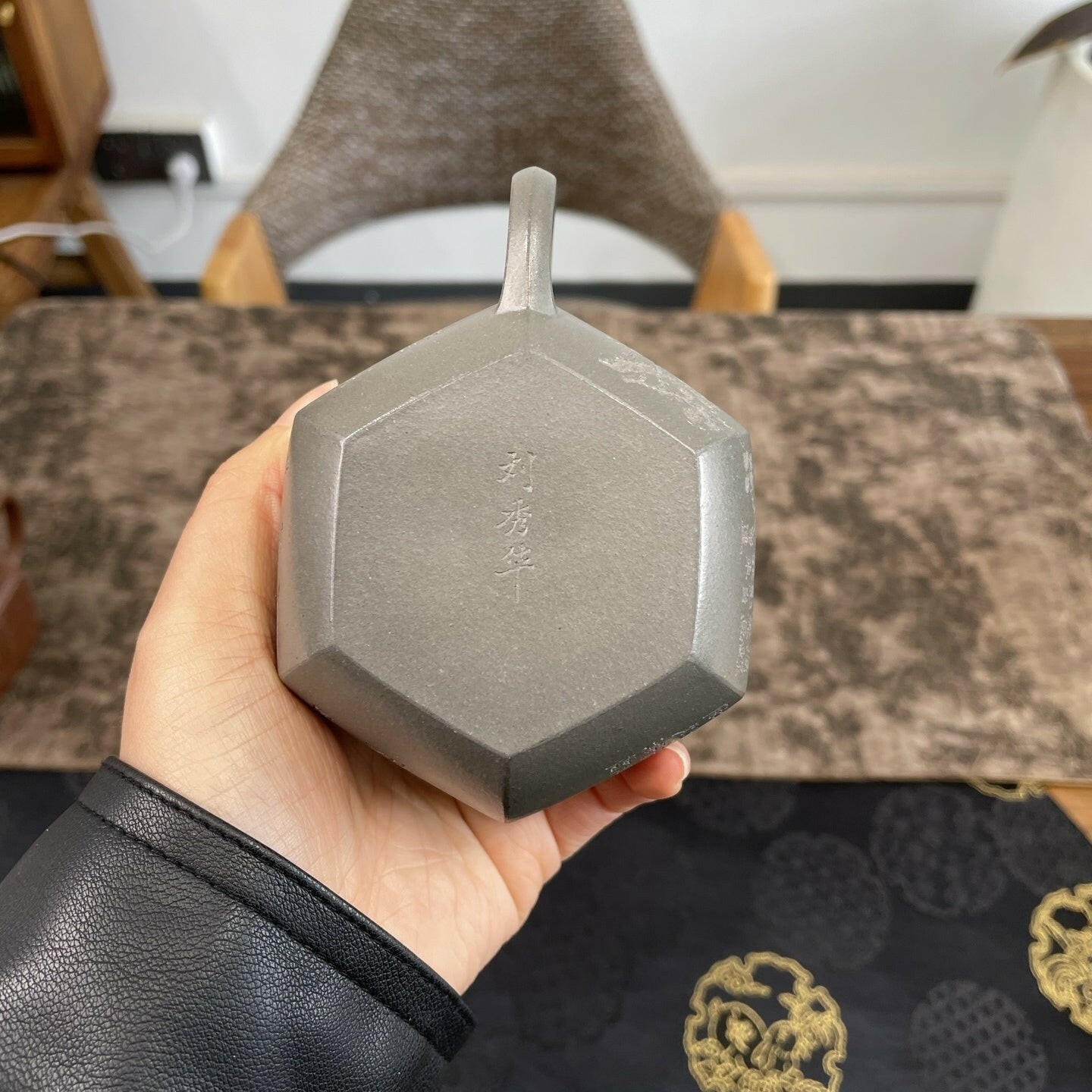Liu Fang Xi Shi 200cc - Yixing Handmade Teapot 江苏宜兴
