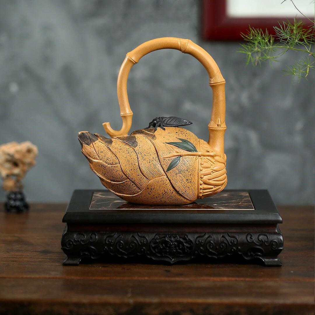 Zhi Zu Ti Liang - Yixing Handmade Teapot 江苏宜兴