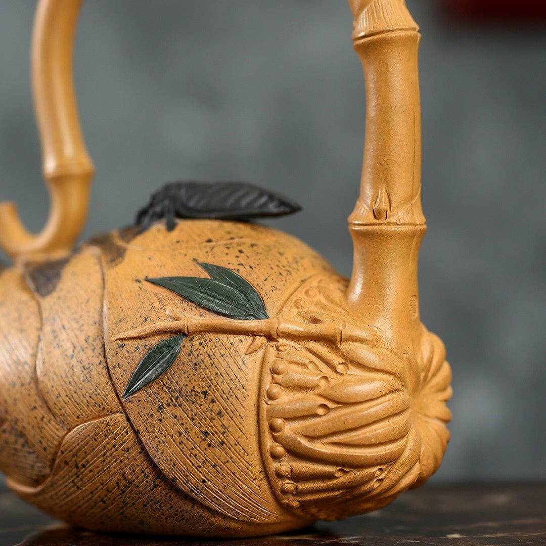 Zhi Zu Ti Liang - Yixing Handmade Teapot 江苏宜兴