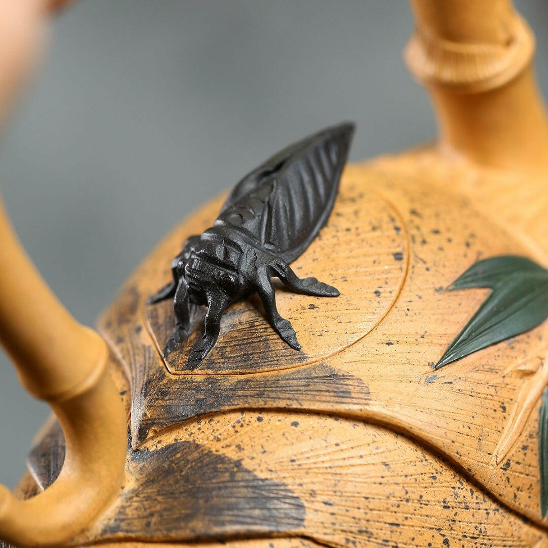 Zhi Zu Ti Liang - Yixing Handmade Teapot 江苏宜兴