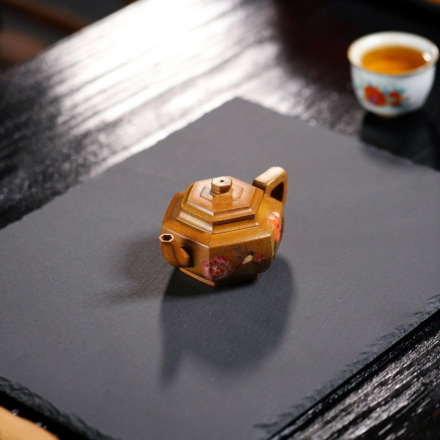 Liu Fang Xue Hua 160cc - Yixing Handmade Teapot 江苏宜兴
