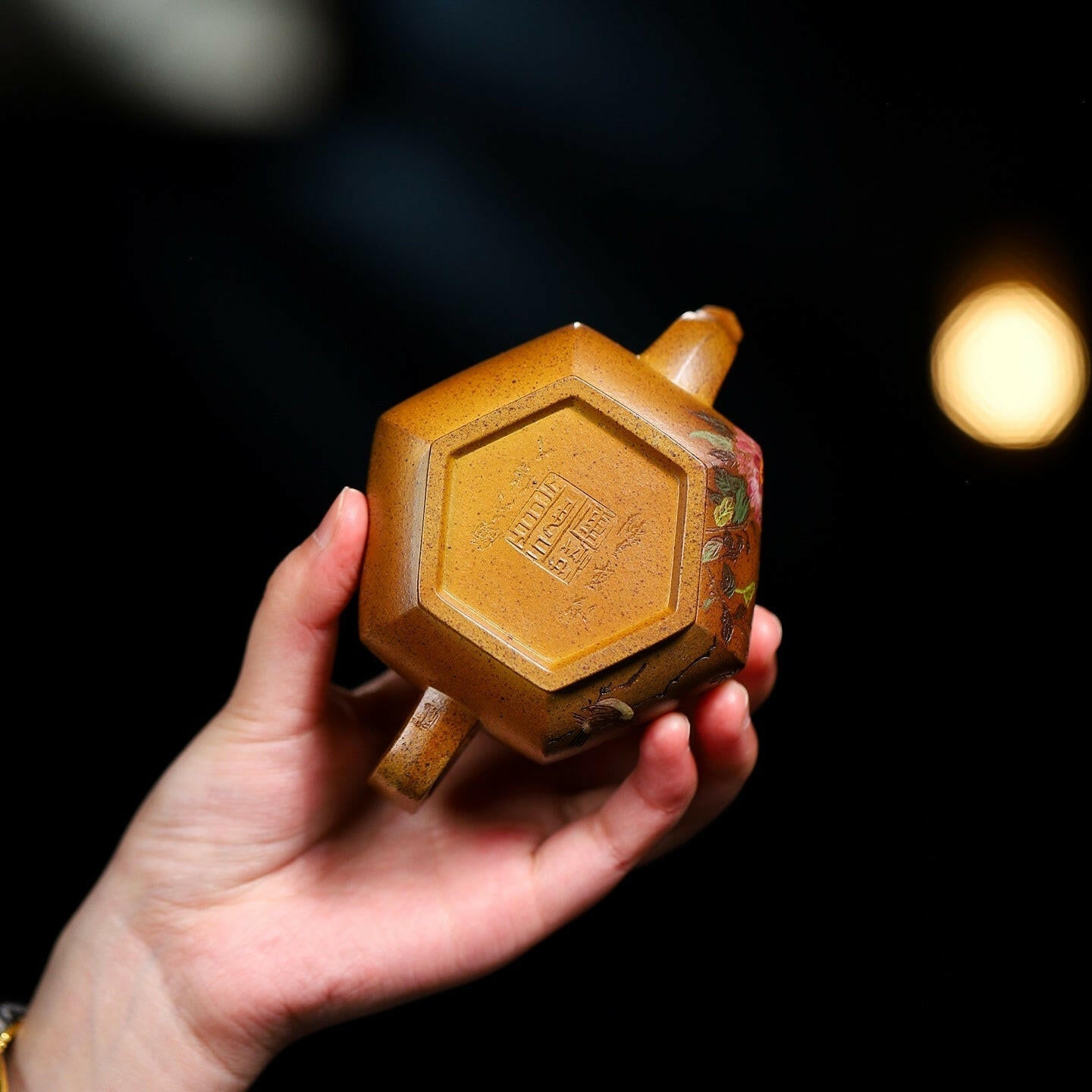 Liu Fang Xue Hua 160cc - Yixing Handmade Teapot 江苏宜兴