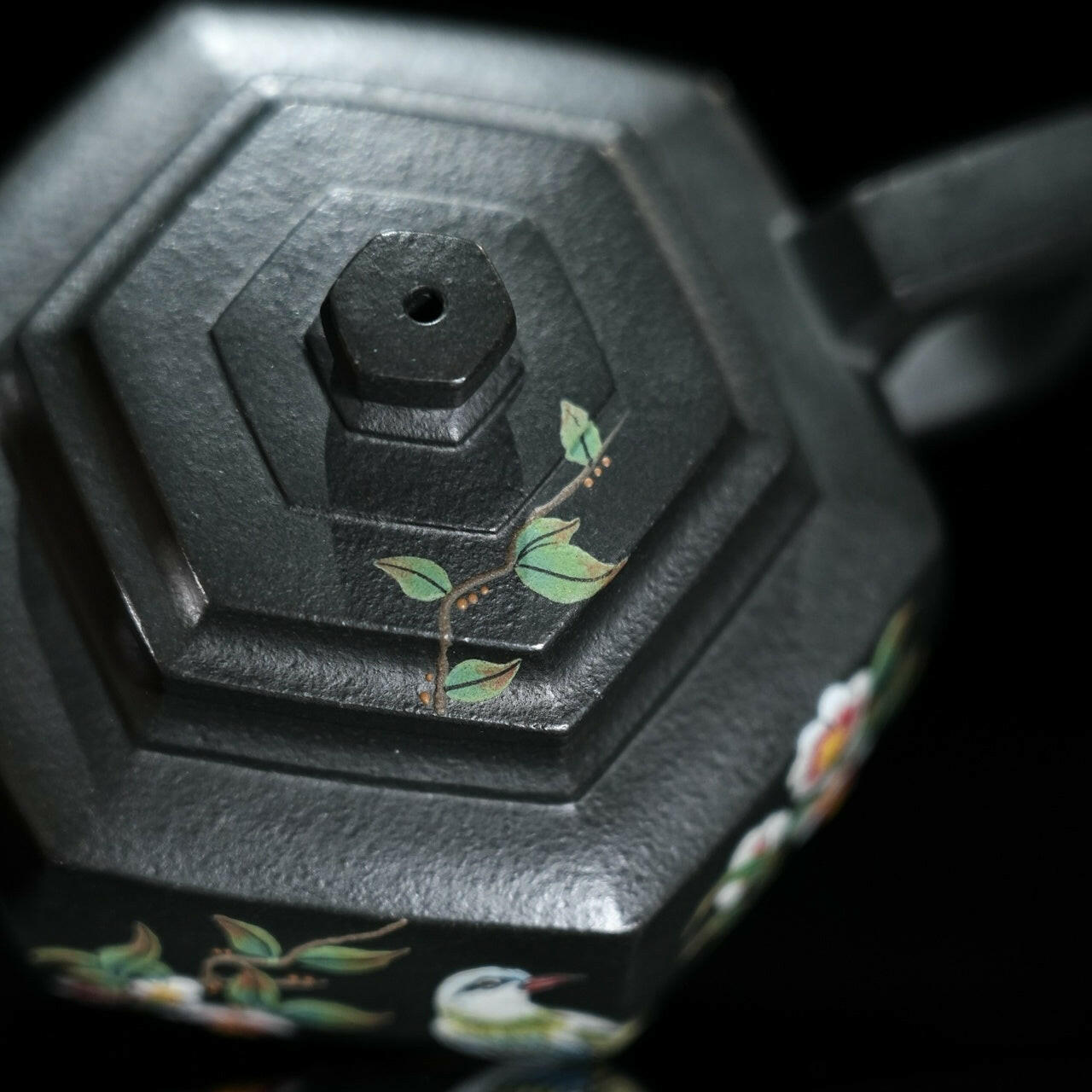 Liu Fang Xue Hua 160cc - Yixing Handmade Teapot 江苏宜兴