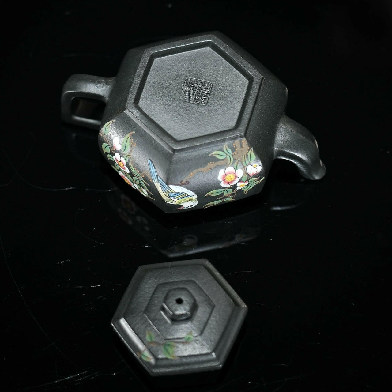 Liu Fang Xue Hua 160cc - Yixing Handmade Teapot 江苏宜兴