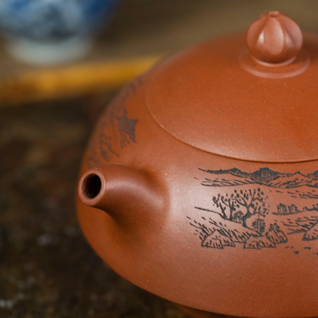 Ling Hua 160cc - Yixing Handmade Teapot 江苏宜兴