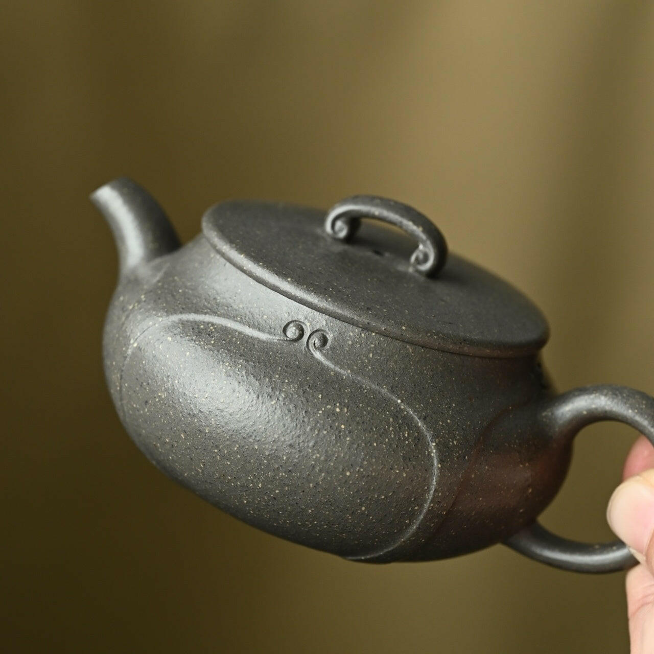 Zhi Xin 180cc - Yixing Handmade Teapot 江苏宜兴