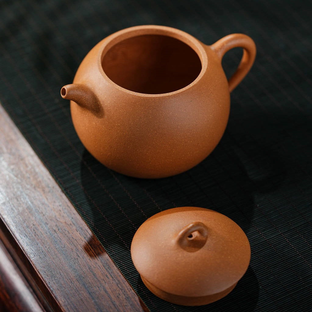 Ye Piao 275cc - Yixing Handmade Teapot 江苏宜兴