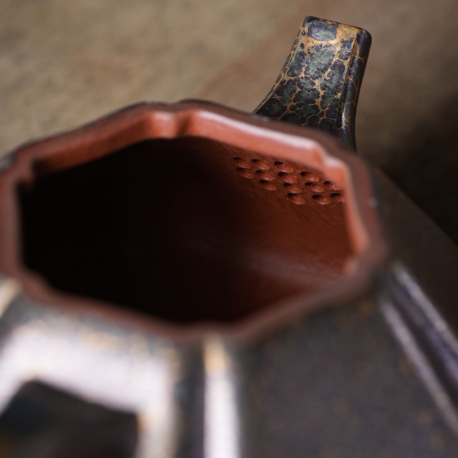 Jin Fang 200cc - Yixing Handmade Teapot 江苏宜兴
