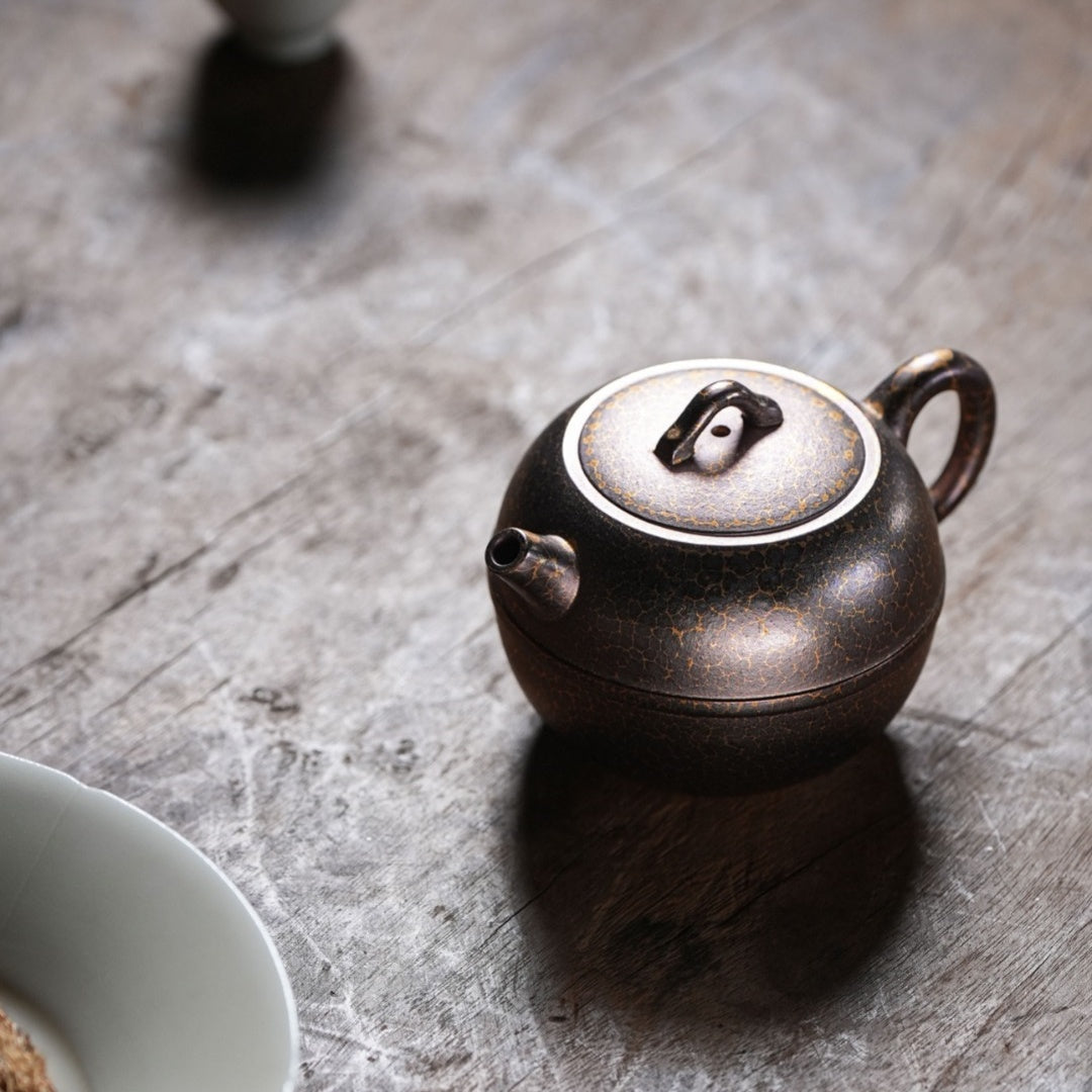 Xian Dai 180cc - Yixing Handmade Teapot 江苏宜兴