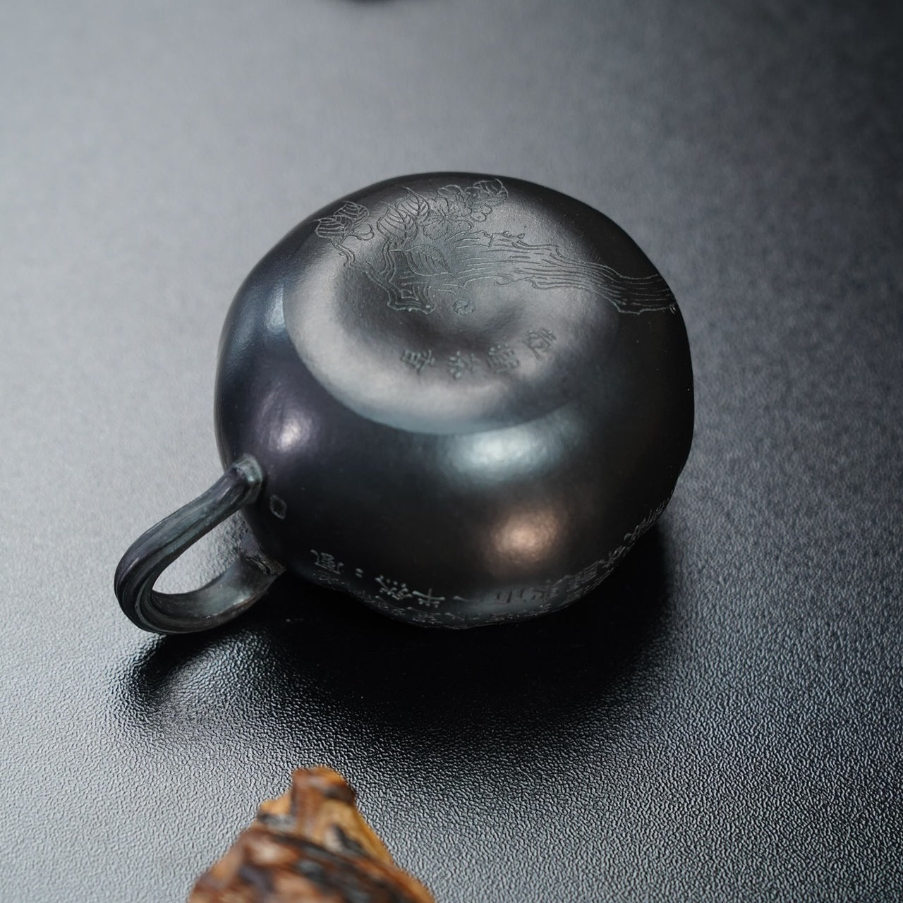Xiao Qie Gua 100cc - Yixing Handmade Teapot 江苏宜兴