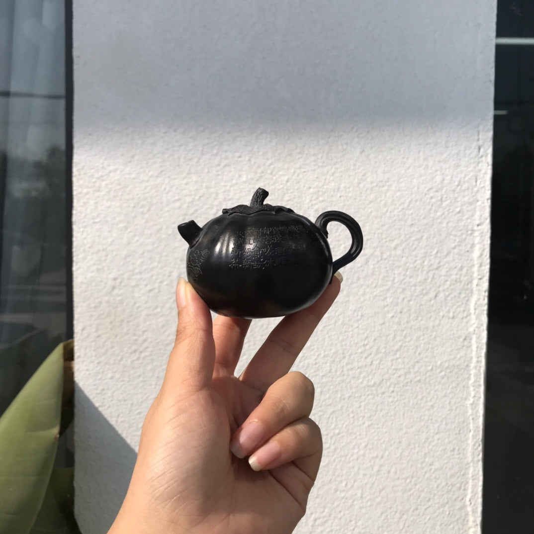 Xiao Qie Gua 100cc - Yixing Handmade Teapot 江苏宜兴