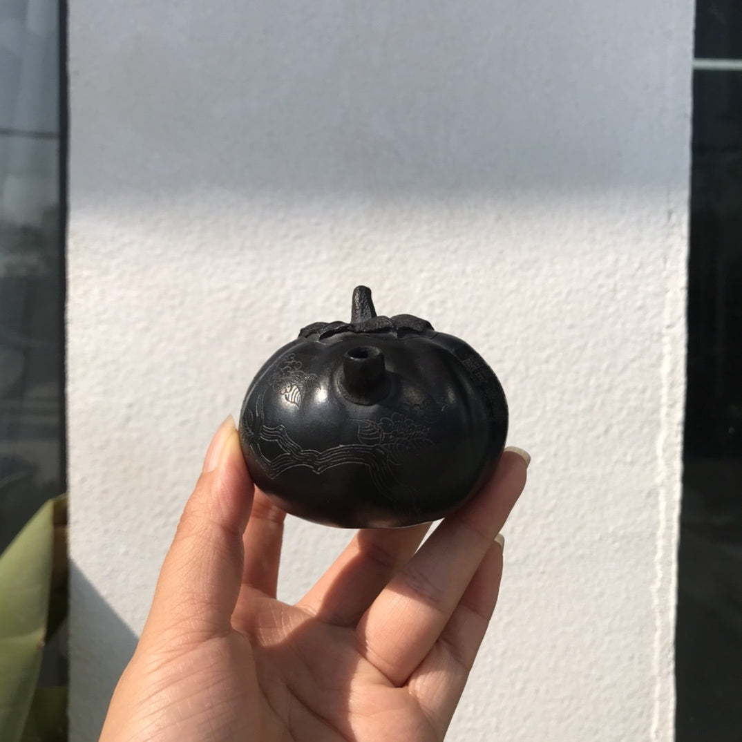 Xiao Qie Gua 100cc - Yixing Handmade Teapot 江苏宜兴