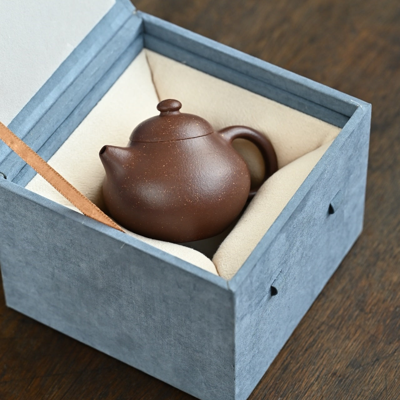 Wen Dan 130cc - Yixing Handmade Teapot 江苏宜兴
