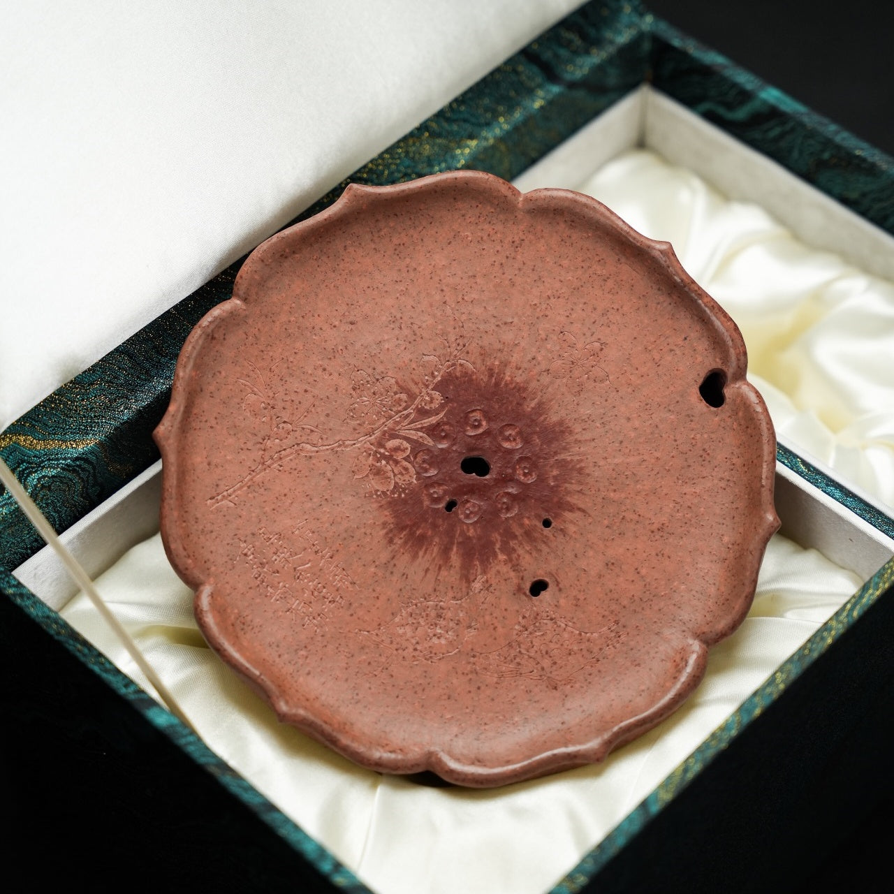 Ling Hua - Yixing Handmade Dry Bubble Tray 江苏宜兴