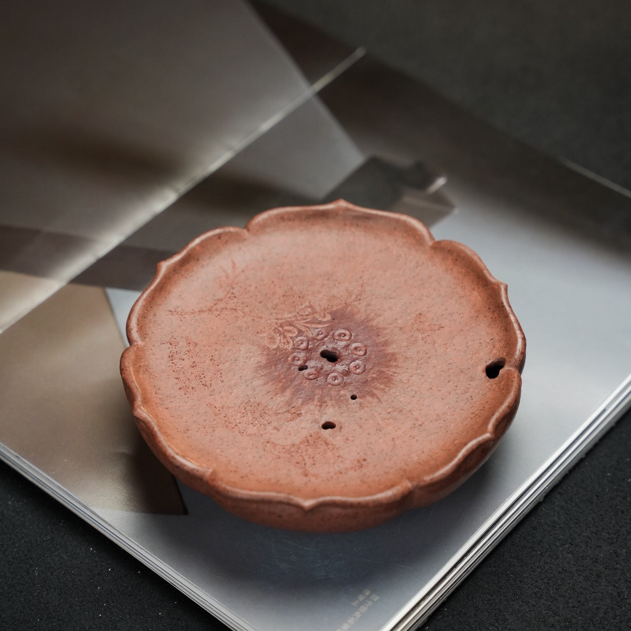 Ling Hua - Yixing Handmade Dry Bubble Tray 江苏宜兴