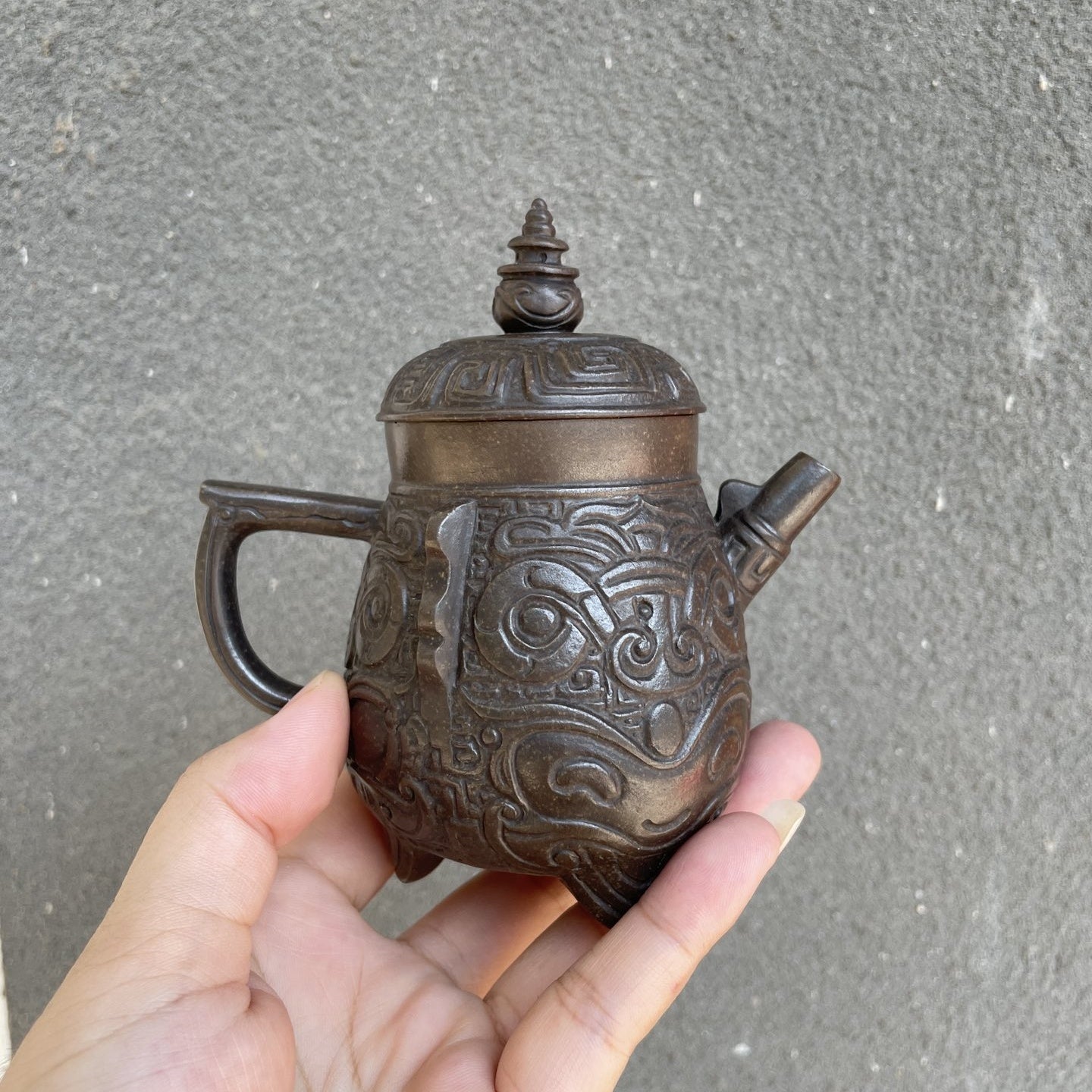 San Tan Ying Yue 130cc - Yixing Handmade Teapot 江苏宜兴
