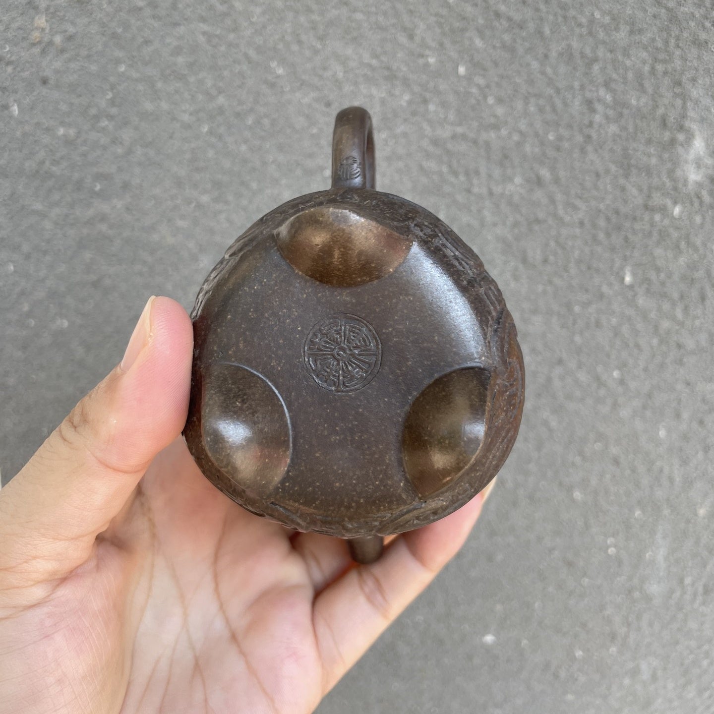 San Tan Ying Yue 130cc - Yixing Handmade Teapot 江苏宜兴