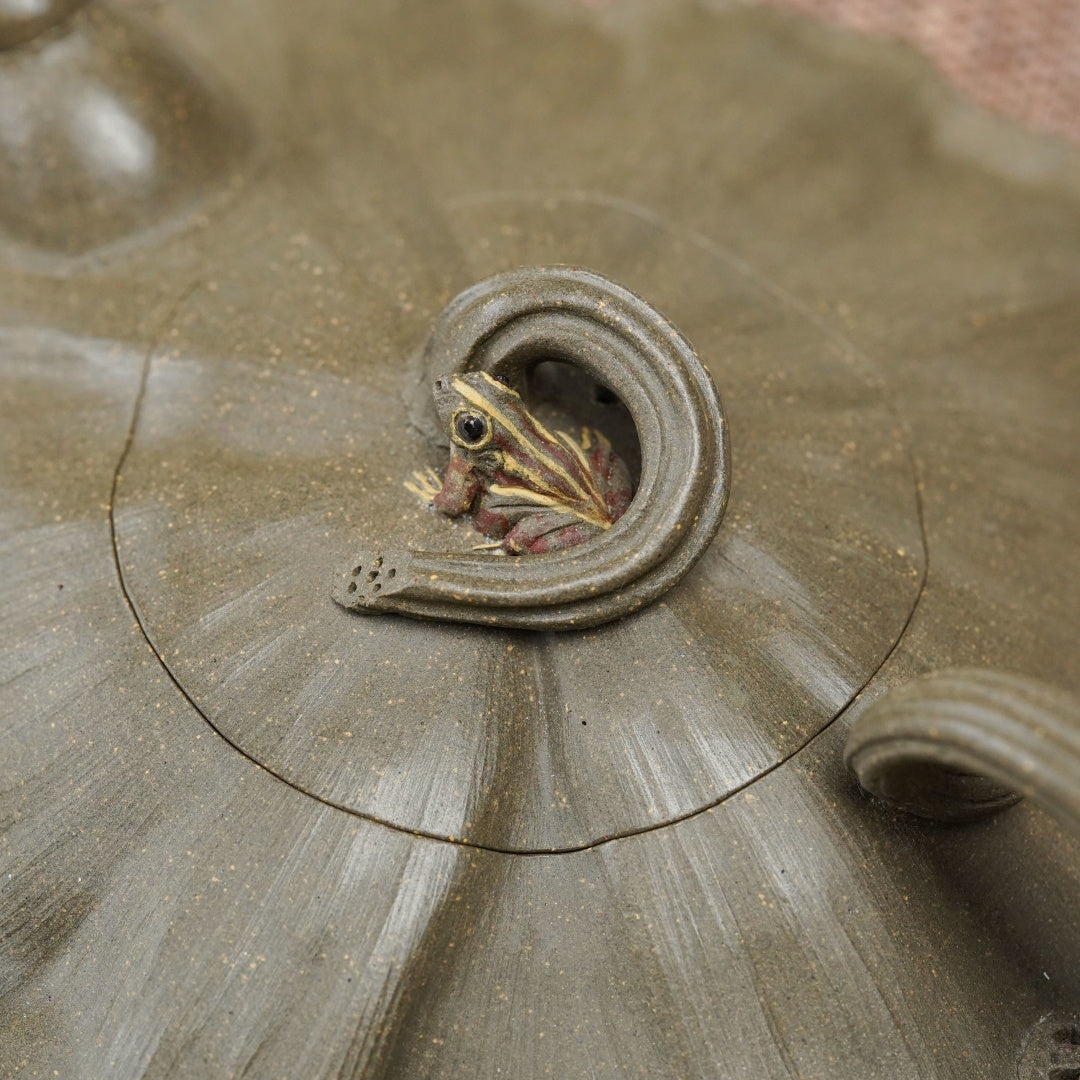 He Tang Qing Qu 200cc - Yixing Handmade Teapot 江苏宜兴