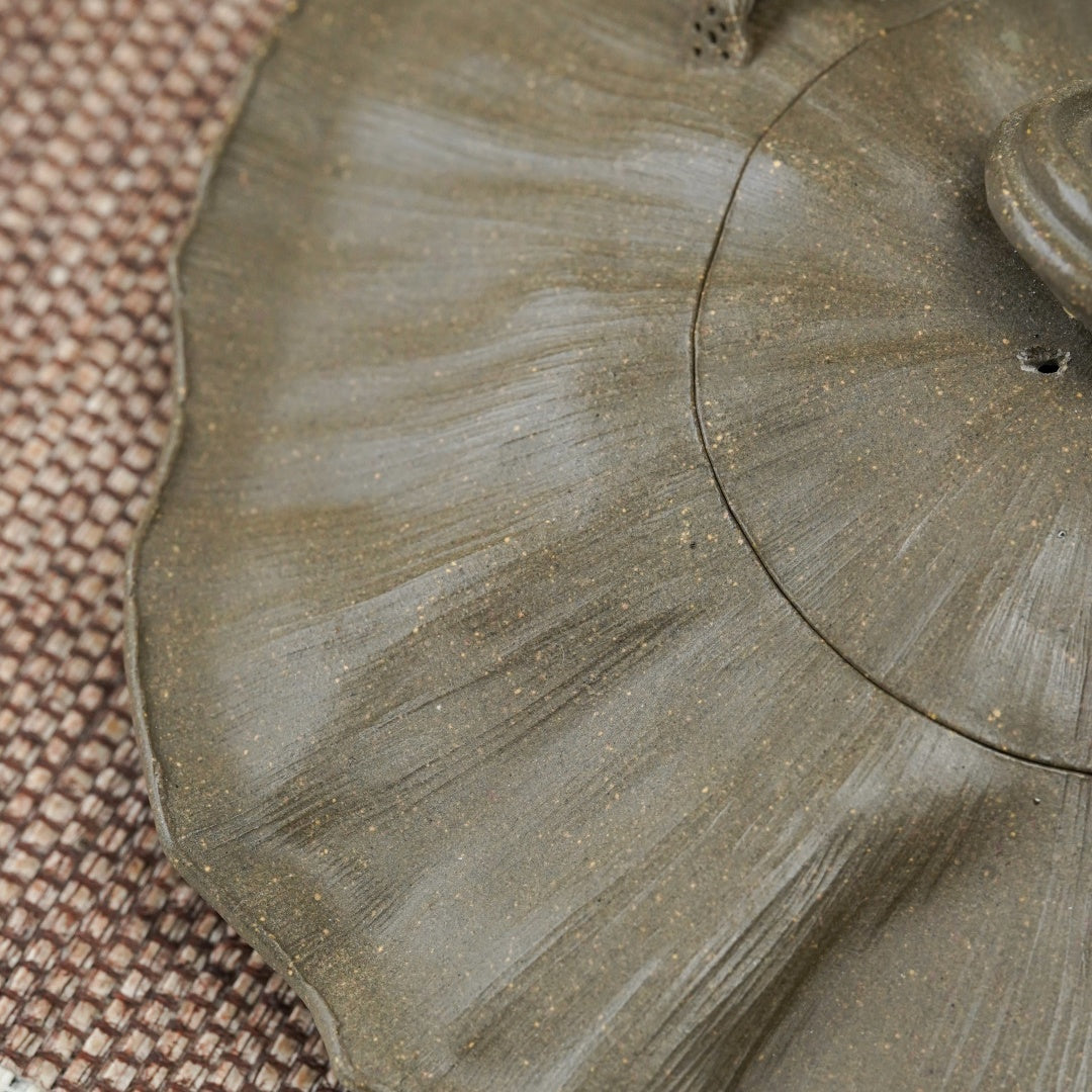 He Tang Qing Qu 200cc - Yixing Handmade Teapot 江苏宜兴